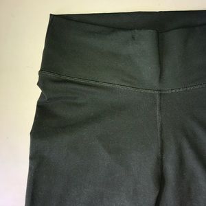Fabletics powerhold 7/8 olive leggings